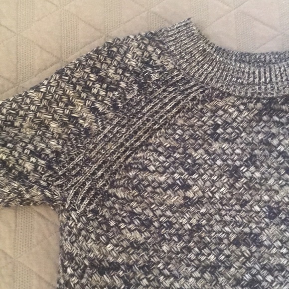 Women’s sweater - Picture 2 of 5